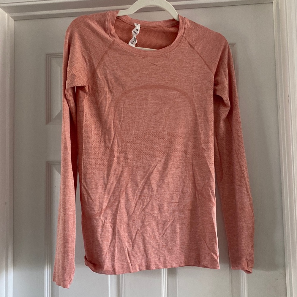 COPY - Swiftly Tech Long Sleeve Shirt 2.0 
Race Length